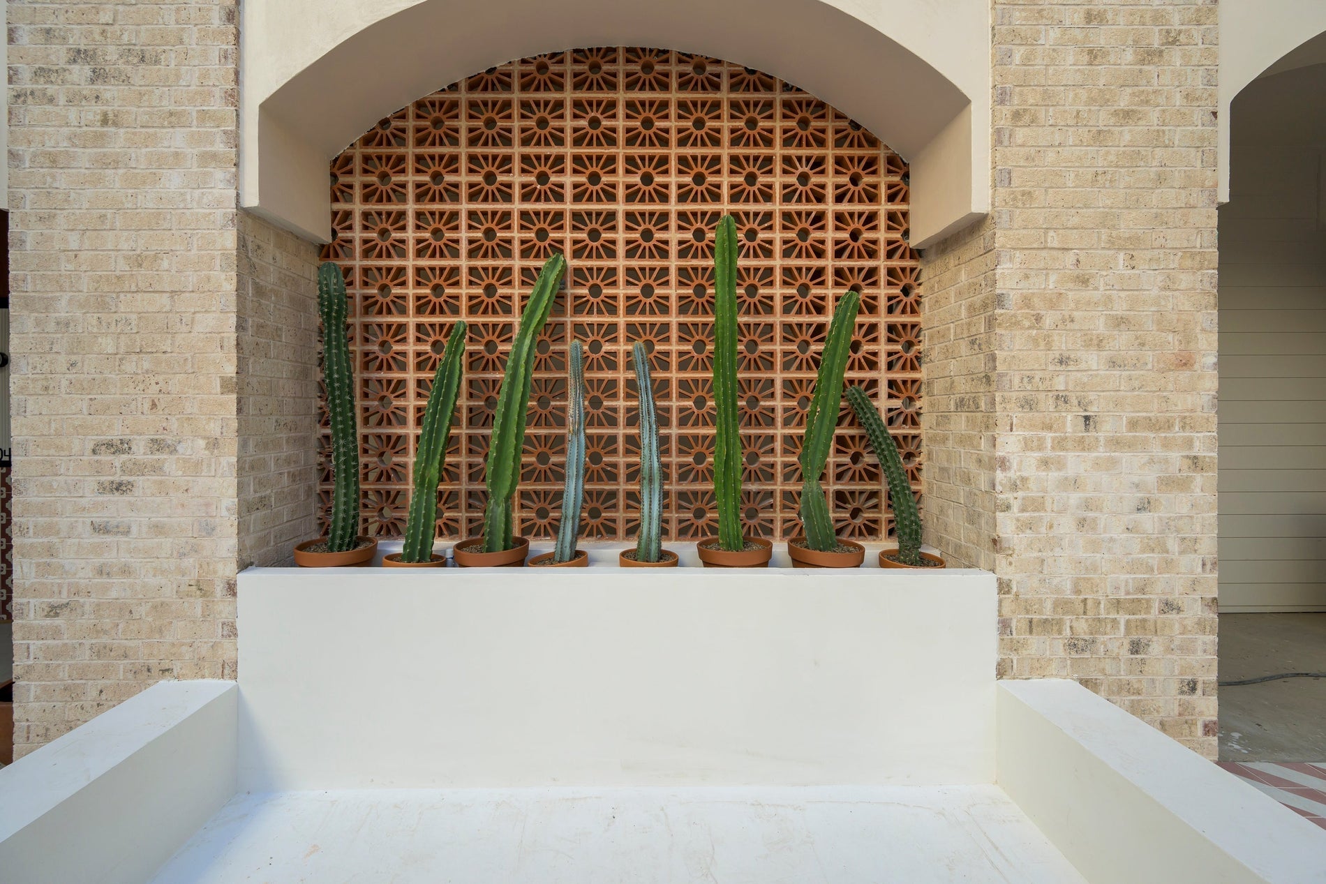 Blog-Breeze Blocks 101: Your Ultimate Guide-Riad Tile