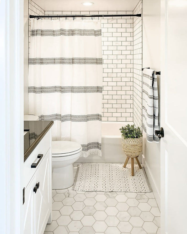 Casablanca Carrara 5 Inch Hexagon Mosaic Marble Tile | Honed-Main Inventory-All Products,Natural Stone-Riad Tile
