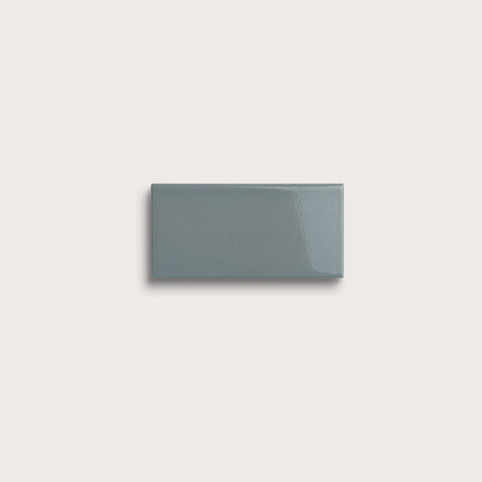 Grey Street ceramic tile sample, gloss finish