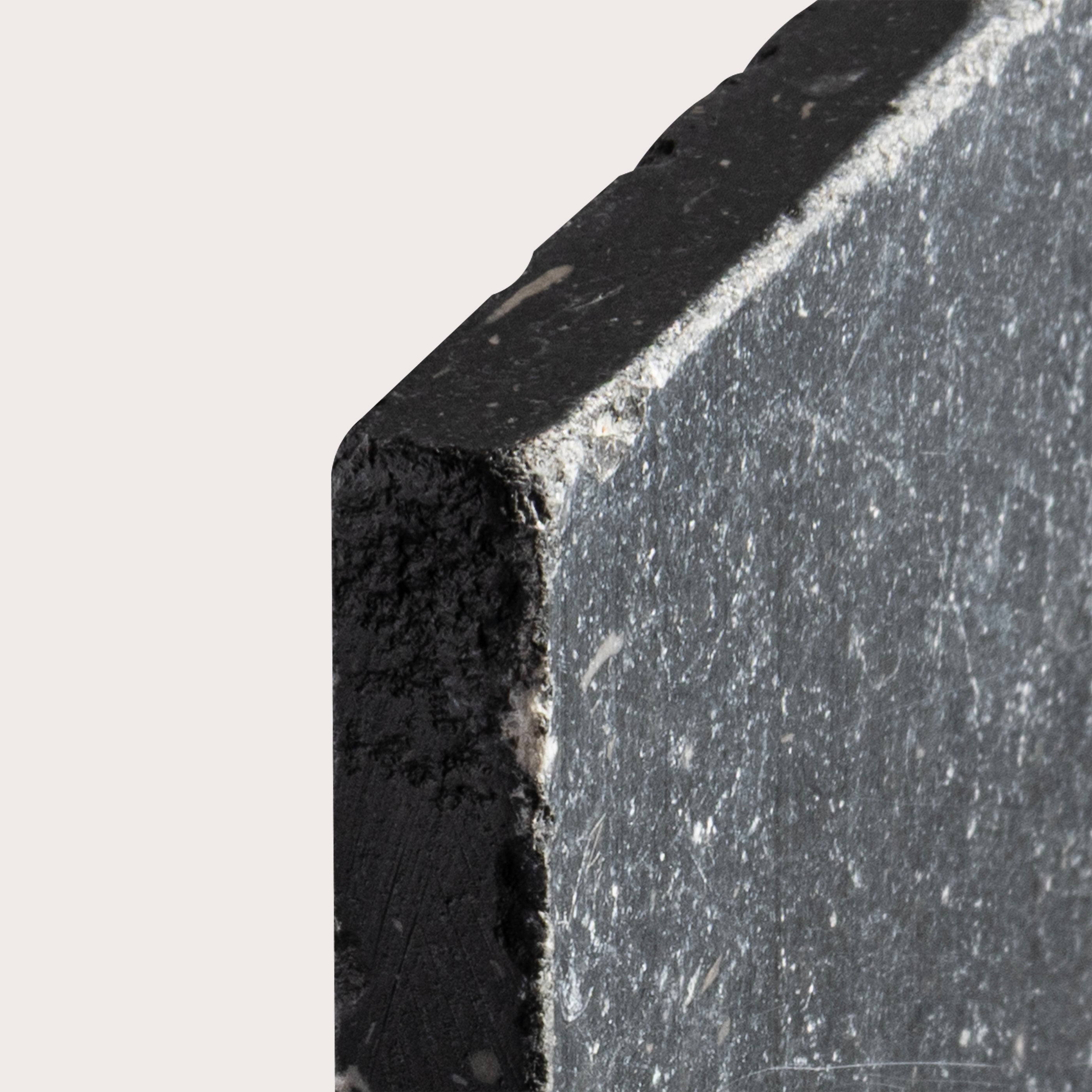 6x6 Square black marble tile, corner angle - Riad Tile