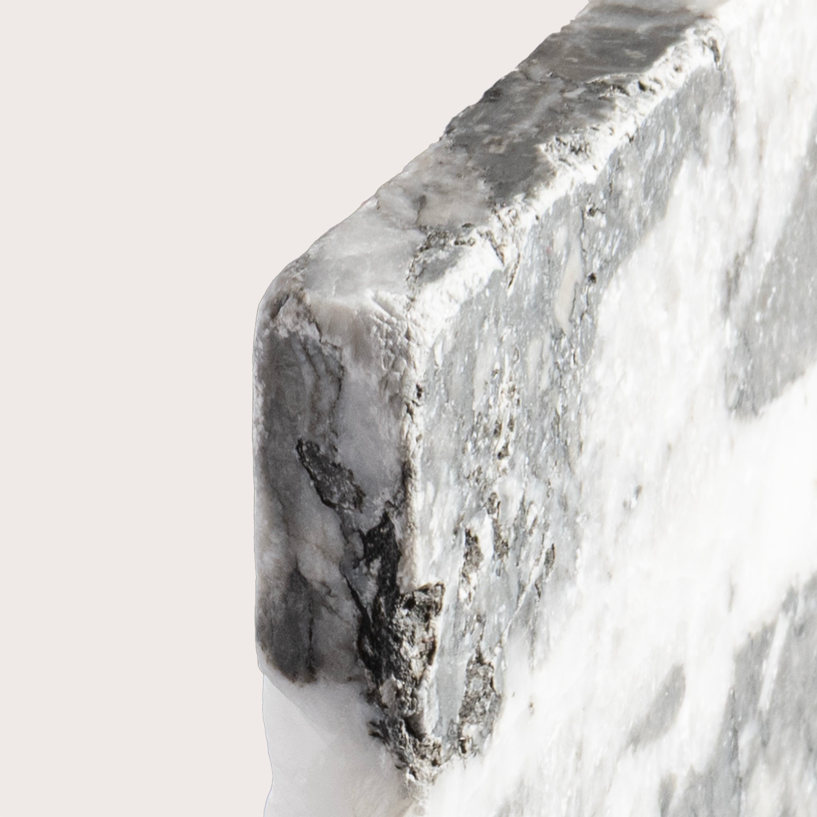 6x6 square Gray marble tile, corner angle - Riad Tile