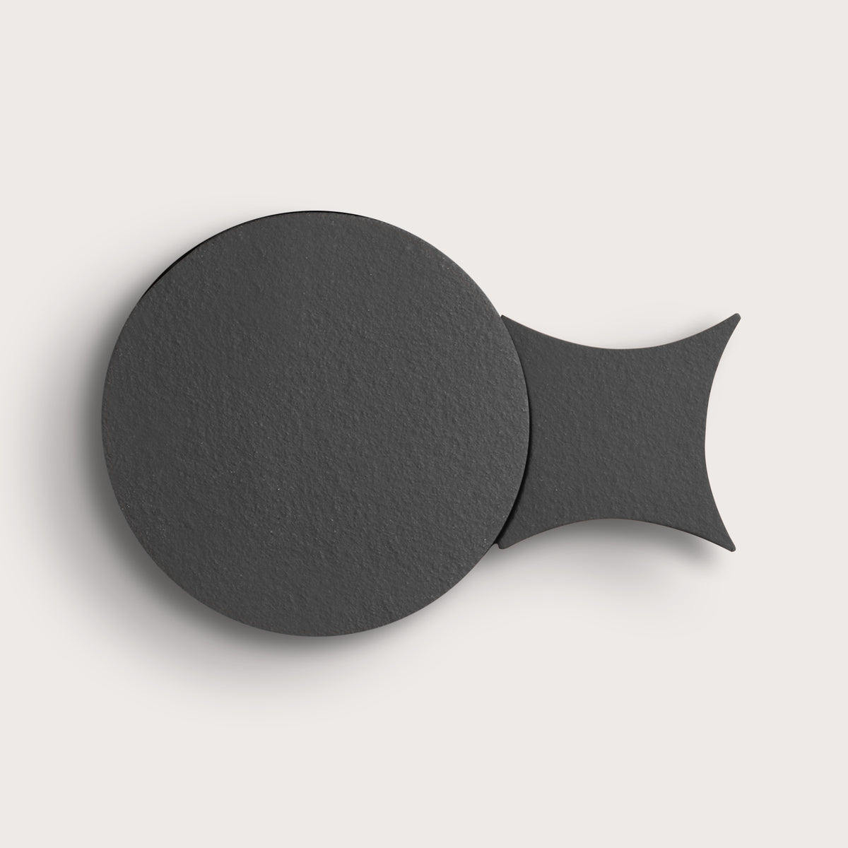 black terracotta circle and losange pattern