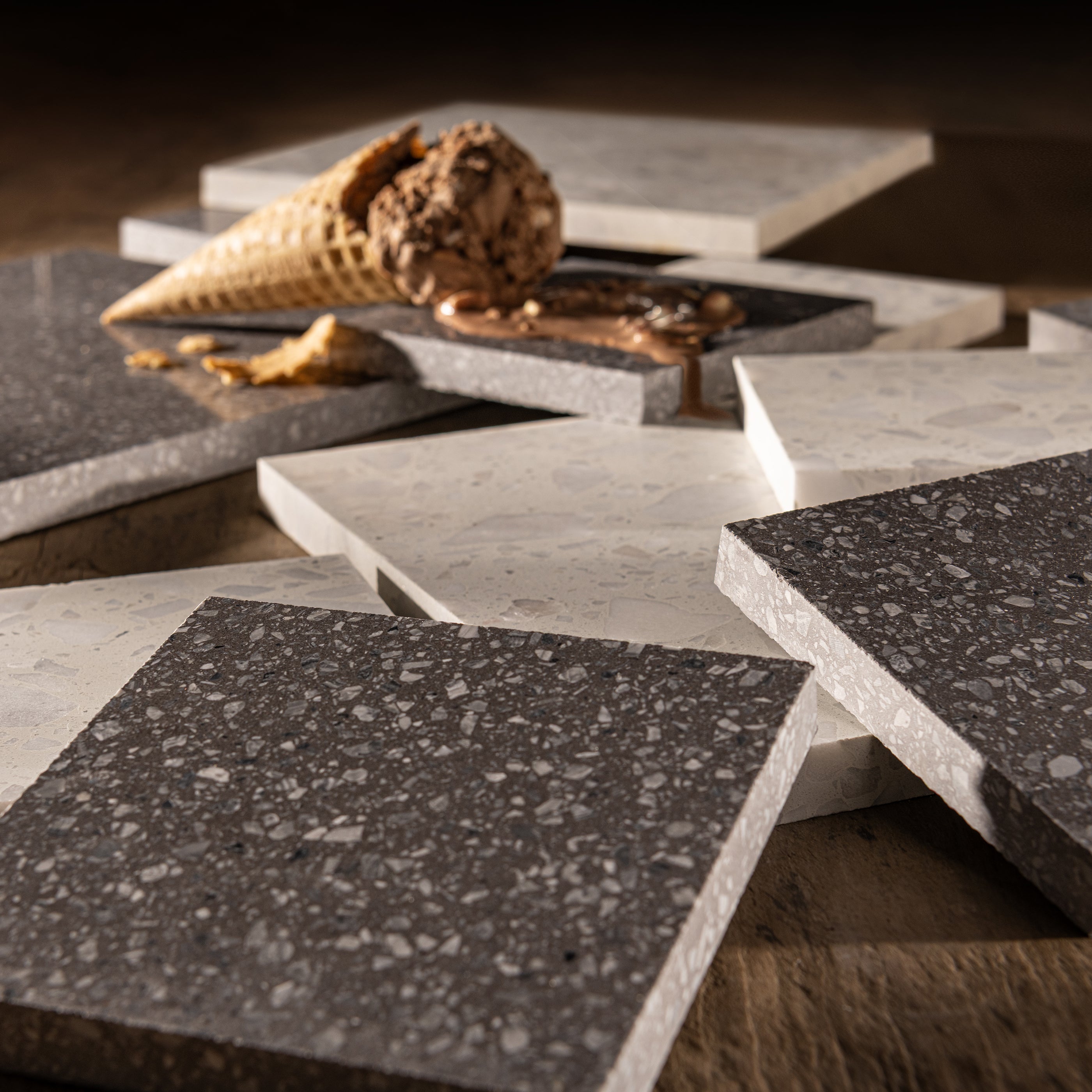 コラリッチ Vanilla ICE 24x24 Venezia Terrazzo Tile | Matte