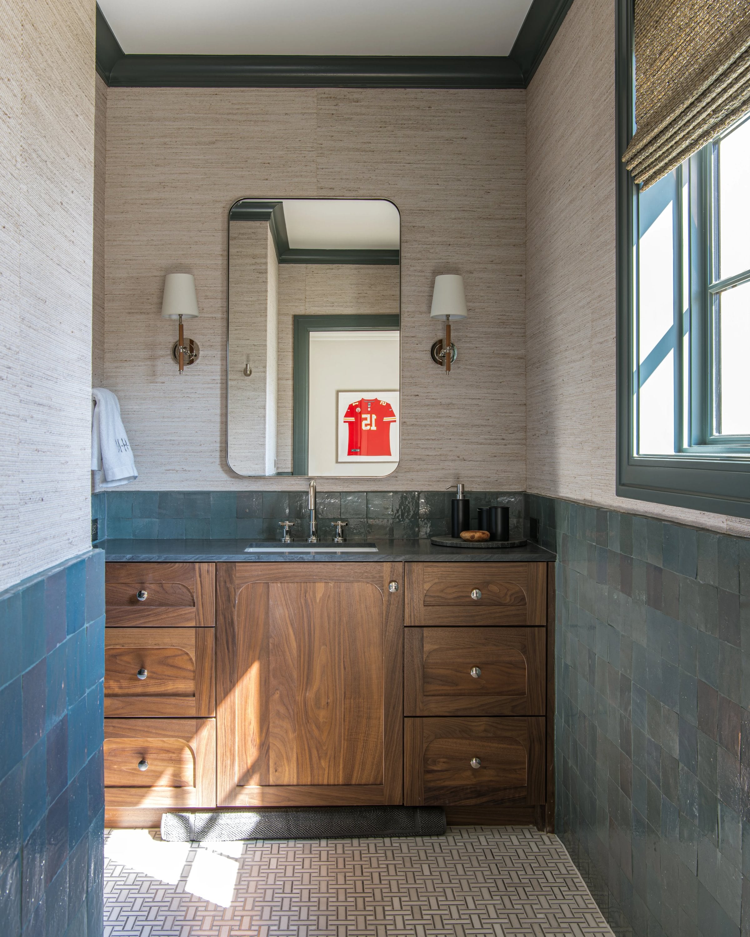 アールグレイ Steel Grey 4x4 Zellige Tile