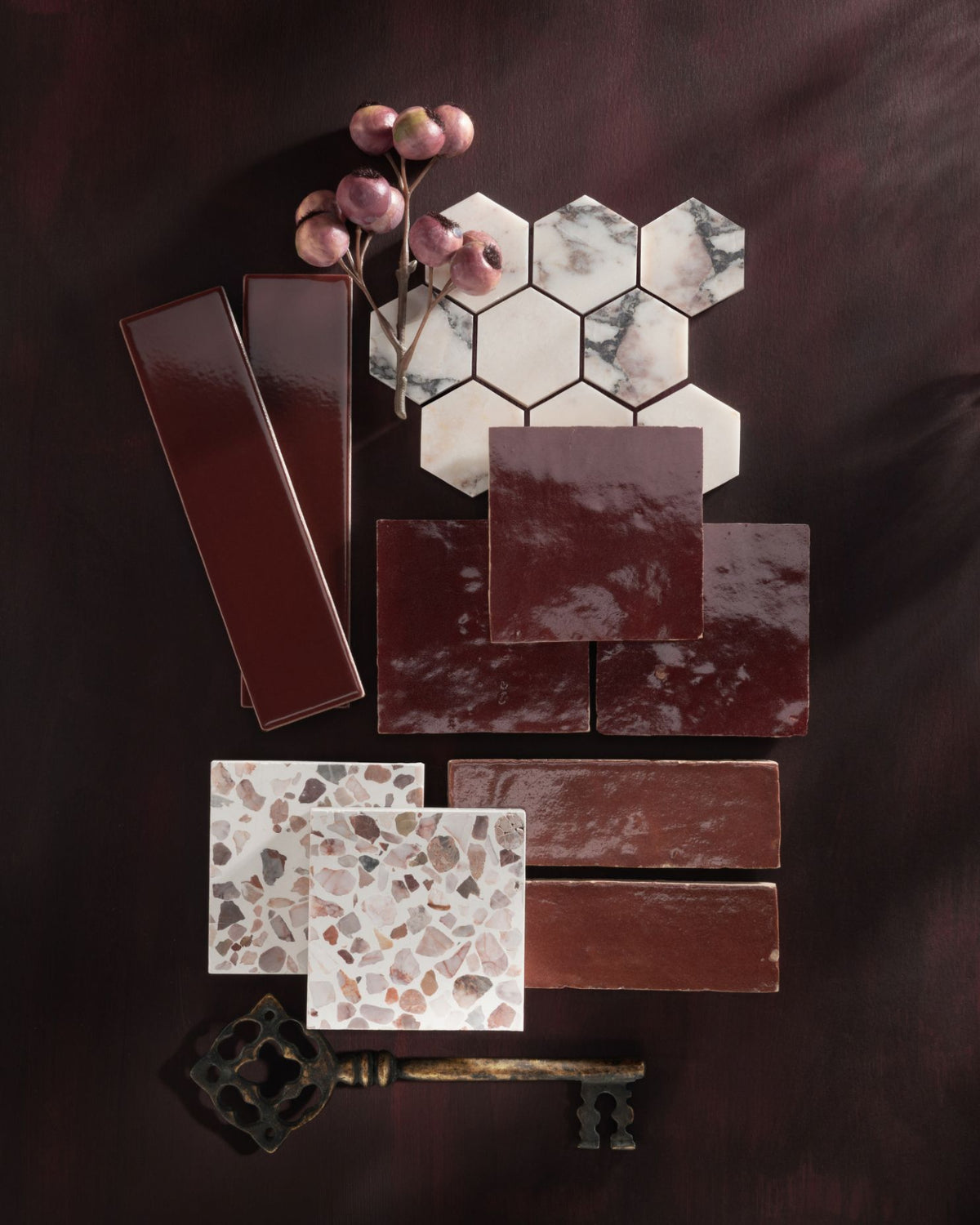 A study in autumn reds: Merlot, oxblood, rust and rose. Red moves through the Fall Edit in varying degrees of intensity, from richly glazed surfaces to the quieter veining of natural stone.