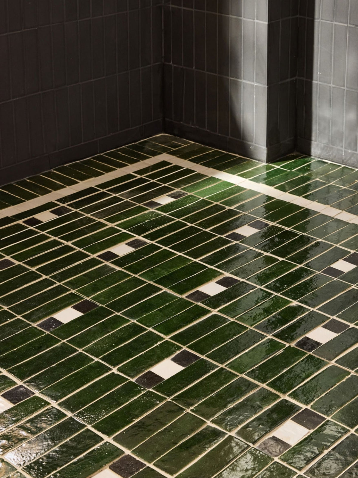 Good design knows when to break formation.

The grid gives you structure, but what you do with it is another story. Stripes, stacks, interruptions, unexpected color: there's more than one way to stay in line.

All photography provided by Rejuvenation.

Tile: Agave and Snow White 2x6 Thin Bejmat Zellige Tile, Deep Black 2x8 Flat Ceramic Tile | Matte, Forest Green 2x6 Thin Bejmat Zellige, Snow White 2x2 Zellige Tile, Black 2x2 Zellige Tile (custom), Wall Tile: Snow White 2x2 Mosaic Zellige Tile (image 2)